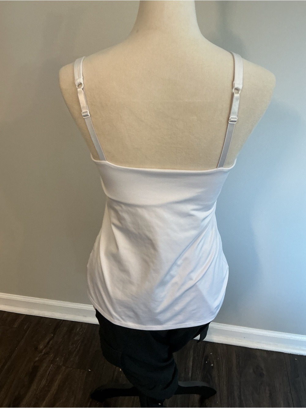 New York & Co Tank Bundle - Picture 5 of 11